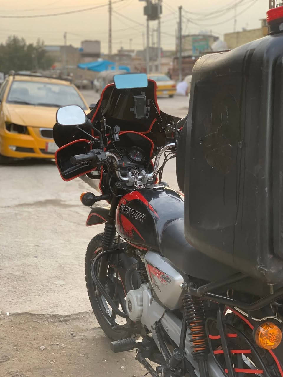 دراجه بوكسر موديل 22 اوراق اصوليه سعر واحد و600 وبيها مجال بسيط ***********
