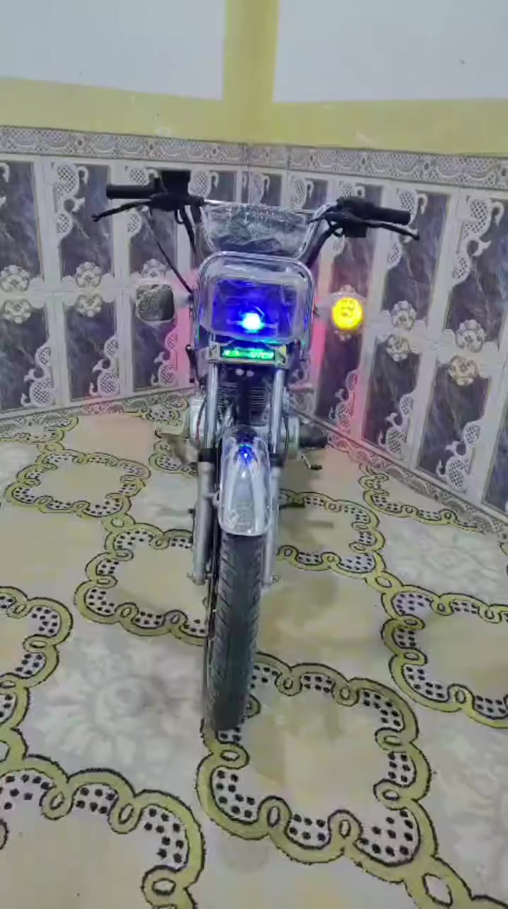 للبيع نامه برو سكنر موديل 25 بعدها ع سحك سلف كرهبايات كامله برقي ما عوزه مكاني ناصريه قضاء الاصلاح ***********
