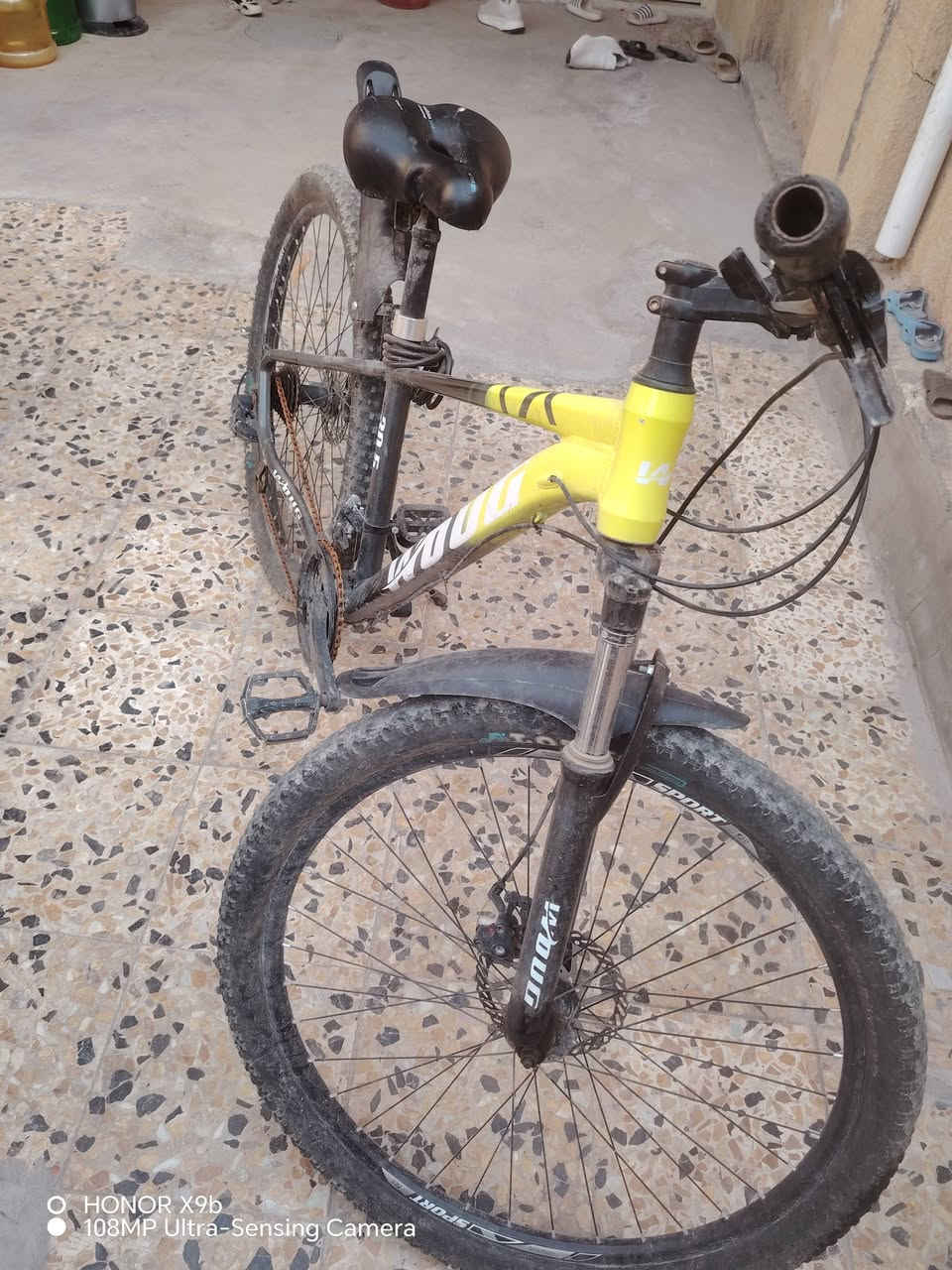 باسكل جبلي يتحمل وزان ثقيله جديد وكامل سعر 150 الشراي يتصل ***********
مكان كربلاء
