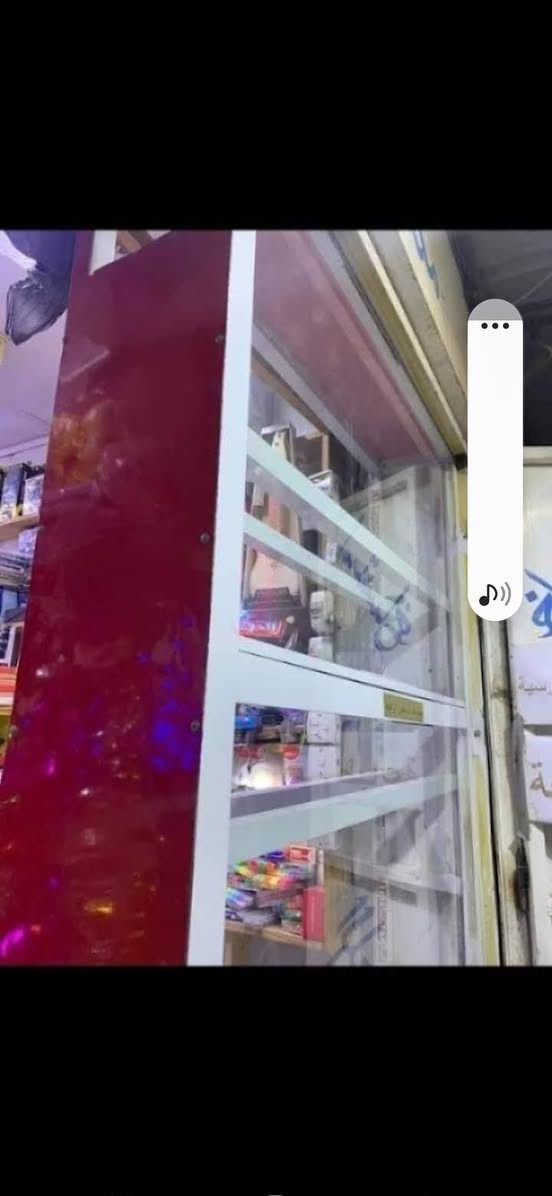 ميز جام خانه قياس مترين ونص طول والعرض  متر ونص للبيع سعره 150 وبيه مجال قليل رف مال محل قياس مترين طول والعرض مترين للبيع سعره 50 العنوان الماجديه الشراي اتصل ***********
