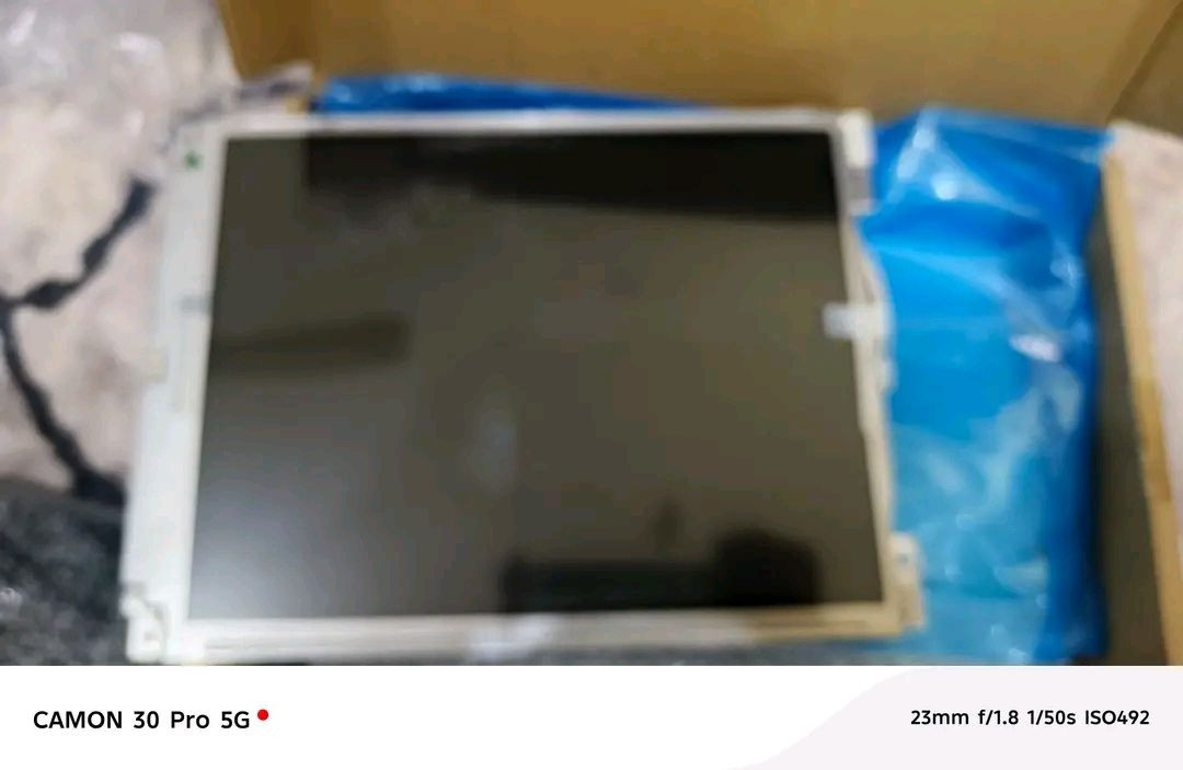 شاشه بهذا الشكل صناعة ياباني مكتوب ع ظهر
اعتقد مال لابتوب او شاشه عرض الله اعلم اليعرف بيها لا يقصر

والمهتم ينطي سعر بيها جديده مسلفنه وبكارتون اجتني


**إذا كنت صاحب هذا الإعلان وتريد حذفه لأي سبب، رجاءا أرسل رسالة إلى الدعم الفني**