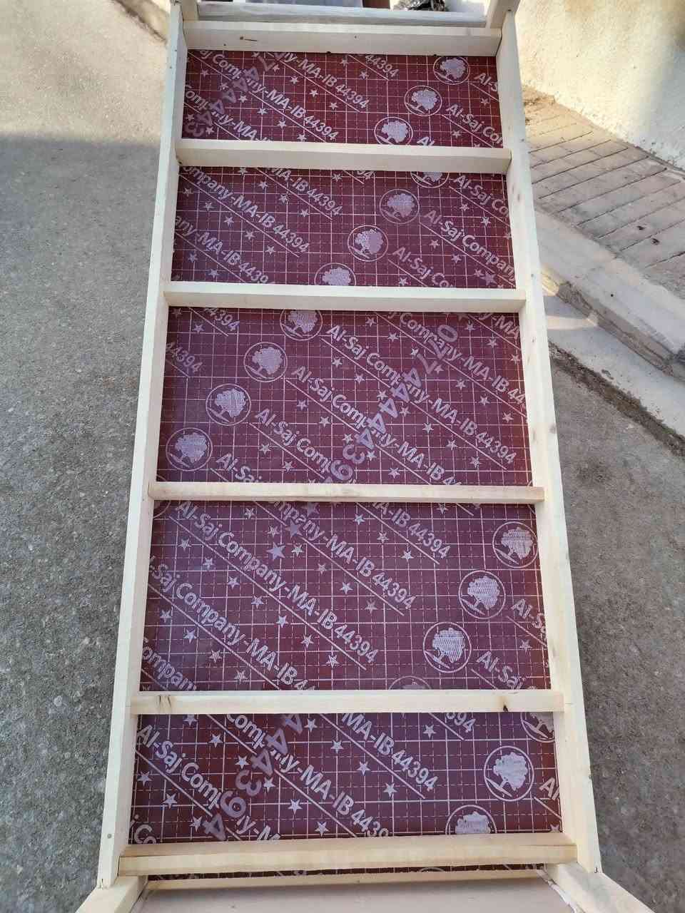 السعر ٦٠ الف 
قياسات
العرض 85 طول مترين 
 
  جرابي نفر تفصال  من خشب جام روسي بلوك بليود القاعدة بلوك بلايود اسود درجة أولى تكمه قويه تتحمل أوزان ثقيله يوجد خدمة توصيل داخل كربلاء للحجز عل خاص او واتساب *********** كربلاء, العراق
