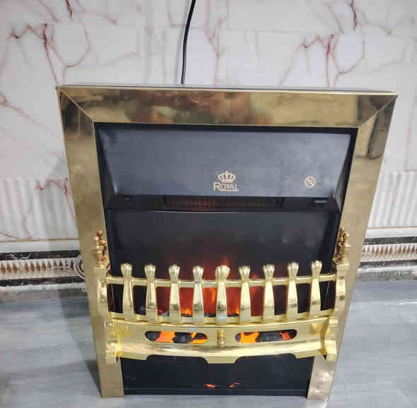 السلام عليكم صوبات للبيع غازيه وكهربائيه جدد مامستخدمات المكان بابل مركز المدينه ورديه خارج اسعارهن مناسبه تفضل خاص او اتصل ***********
