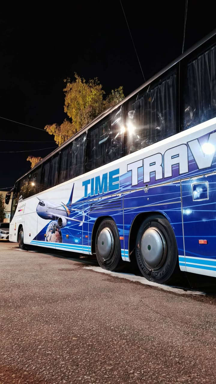 السلام عليكم جي تية للبيع مكينة ٨ ثمانية كير سطر ٥٩ نفر
موديل ٢٠٠٦ اصل تبريد صيني السيارة مفحوصة عترقيم 
السيارة جاهزة  مراوس بجمسي أو بيع
الرقم للأتصال:
***********
