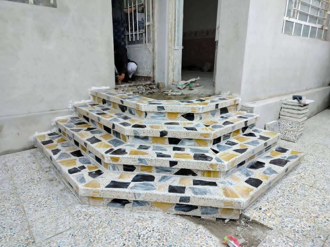 معمل الشروق لإنتاج البايات بكافه انواعها التعليق والتغليف ومن افضل المواد  وسمعت السعودية  الموصل  الملونه الجنب  اليمن رقم  الهاتف ***********صالح ابو مثنى
