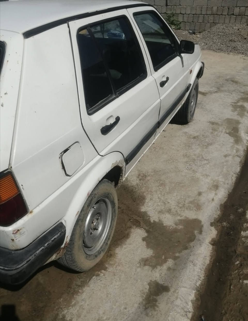 کولف 1988 نينوي سنوية خضره ساقطة من 2018 كمرك و رسوم مرسوم رقم الماني کوبون موجود محرک0.8 بي صرف و نف الکیر شرط و شرعيو موجود يمنا شرط تحويل سعر 20 بي مجال بسيط موجود بالموصل جانب الايسر ***********)(***********
