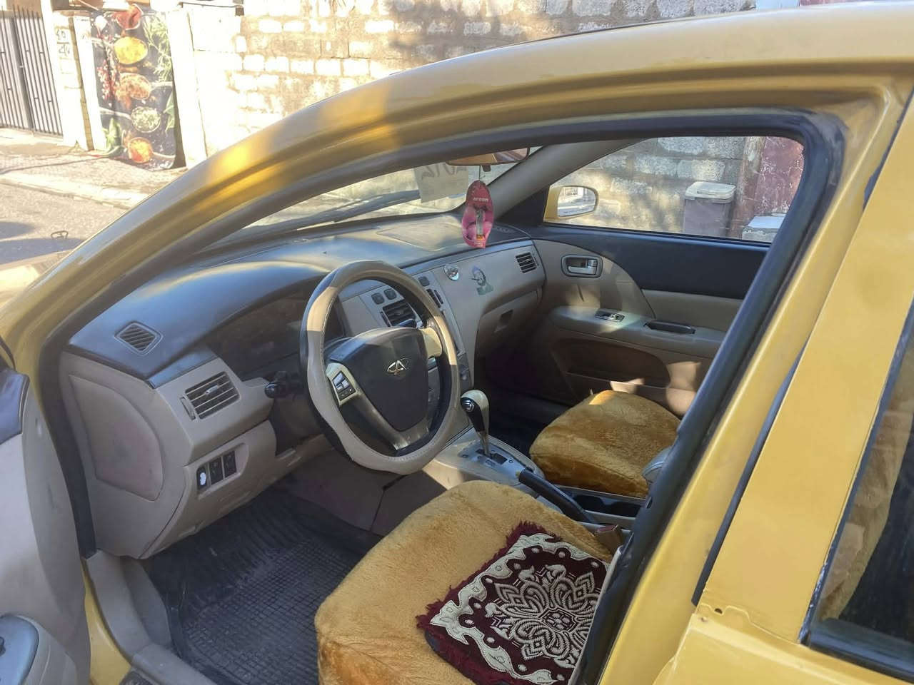 السلام عليكم شيري أي فايف موديل ٢٠١٢ محرك كير نحله ١٨ سياره جاهزه بدون أي نواقص محرك كير صدر تاير كله بالشرط هيئه أو غرامات مصفره سنوية ٢٣ سياره بدون ضربه بدون صبغ سياره شرط تحويل السعر ٣٣او بي مجال بسيط كلش
للبيع أو مراوس
العنوان كركوك 
***********
