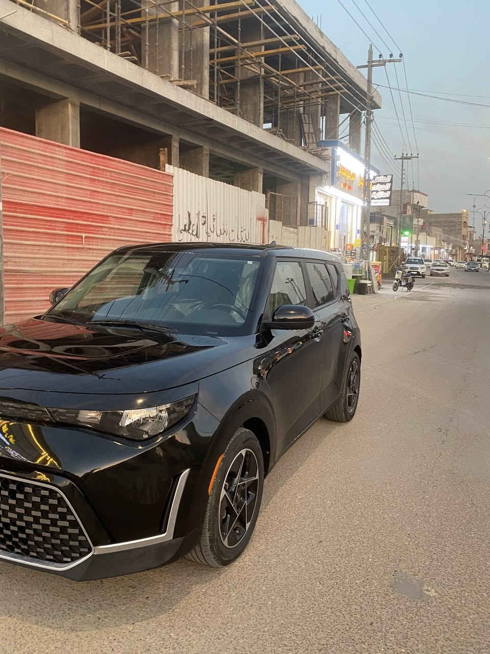 كيا صول مودي(  ٢٠٢٤) وارد أمريكي
لون اسود 
رقم فحص مؤقت حره
محرك  ٢٠٠٠ دوش
حادثها الباب الخلفي الايسر والداير (بارد فقط)
السعر (١٣٢) قابل للتفاوض
ابي الخصيب البهادرية
للتواصل 
واتساب فقط
***********
