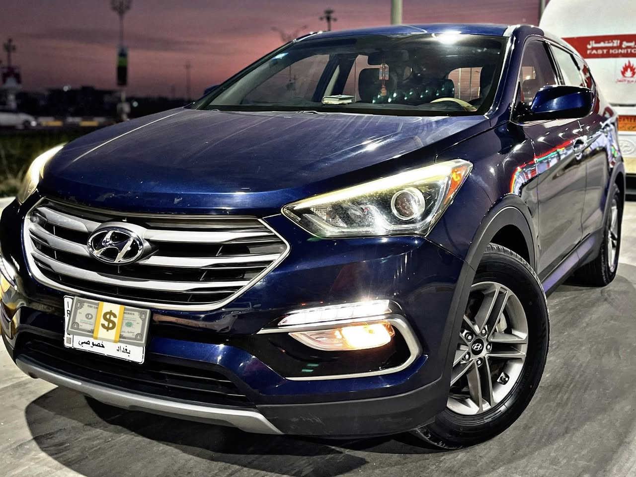 السلام عليكم
للبيع / هونداي سنتافيه      موديل 2017 
الون نيلي

المواصفات 
 /كشنات لون بيجي /// كامره دواره / شاشه /تحكم جهتين فول  / كروز سرعه اصلي / 5 ويل كب / تخم تاير جديد   / لدات ليلي ونهاري / كشافات زينون / محرك 2500gdi/ خمسه  راكب /تبريد ثلج  / ٣انضمه قياده - /  السياره فور ويل /سدي اوكس بلوتوث /
ماشيه 64الف فقط 

حادث السياره قطعتين جاملغ وباب 
السياره مشروع وطني ب اسمي 

السعر(155)وبيها مجال حك الجيه السياره رقم (بغداد) مكان السياره كربلاء 
السياره مابيها نقص برغي كلش جديده والحقيقه احلى من الصور ب هواي 
للستفسار الاتصال ‭٠٧٨٠ ١١٣ ٣٥٥٥‬ /‭٠٧٧٣ ١١٣ ٣٥٥٥‬
