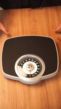 ميزان ميكانيكي • ابو الميل • بدون كهرباء