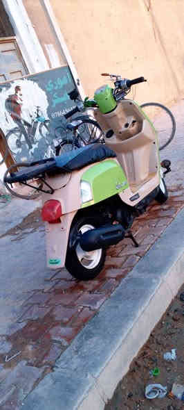 سلام عليكم بوليس موديل 2008 بوشه 49 بلادي ما مفتوحه شلع ومعدل ونعومه خير من الله  كفرات مختمه بلادي  لون تفاحي والداخل كريمي بلادي كهربائيات كلها شغاله اشاير هورن لايت سكن بگ لايت طوافه بنزين عداد دراجه مرتبه مال جناي السعر 900 وبيها مجال قليل العنوان نجف ابوصخير خاص او تصل ع رقم 
***********
