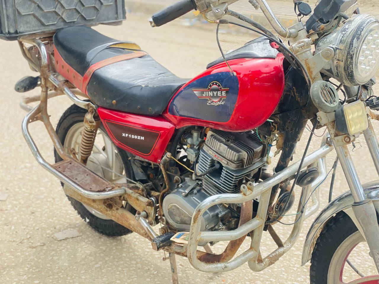 السلام عليكم جوندا للبيع اوراق اصولي السعر ٣٠٠ وبيها مجال نكره سلف ***********
