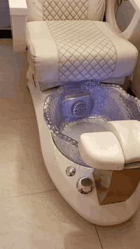 جهاز بديكير قدم نضيف مابي اي شي
السعر 250 
العنوان شارع شهداء البياع المضخه الثانيا 
للاستفسار***********
