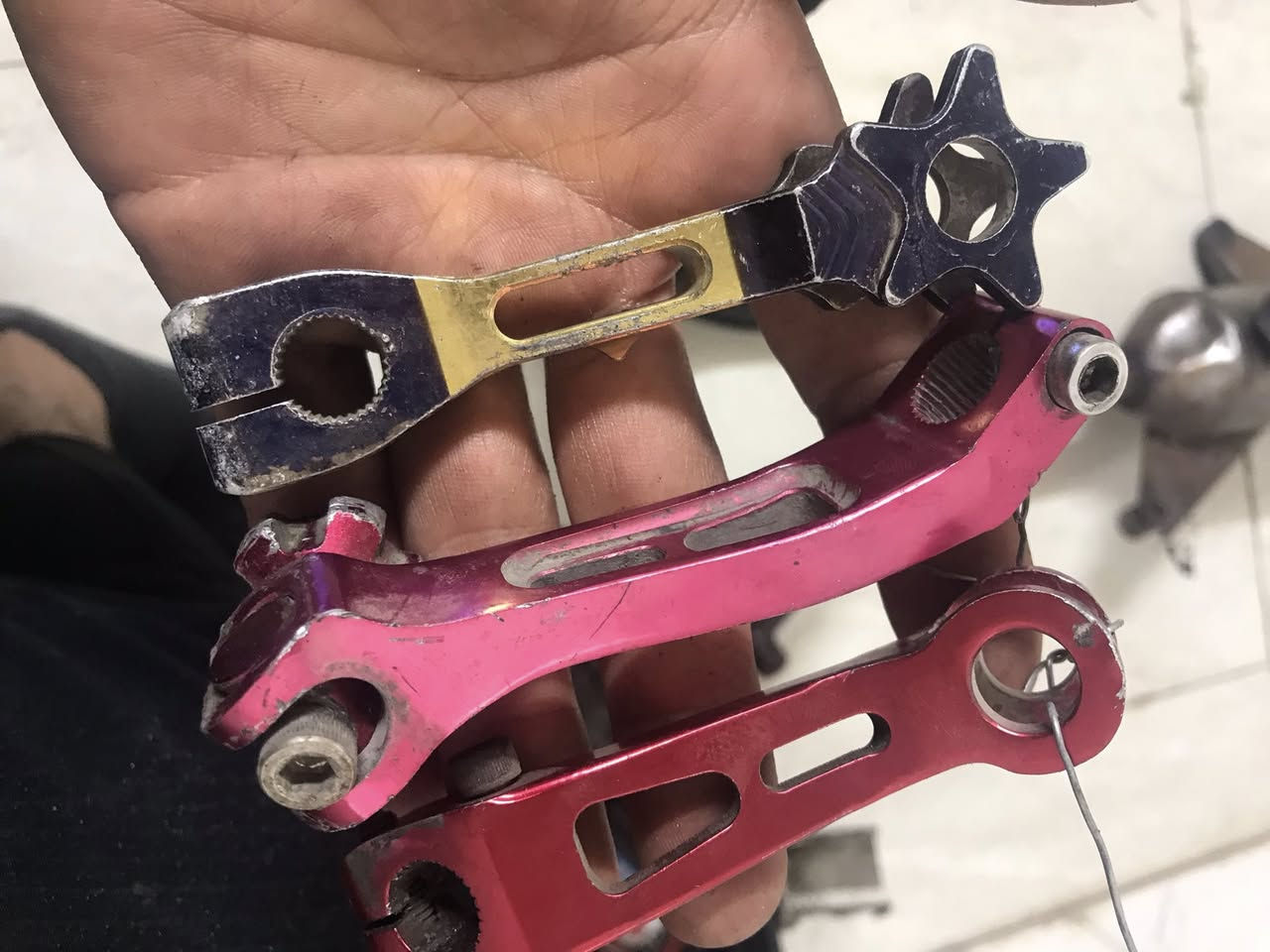 غراض ماكس ١٢٠
مكاني بغداد غزاليه 
***********
