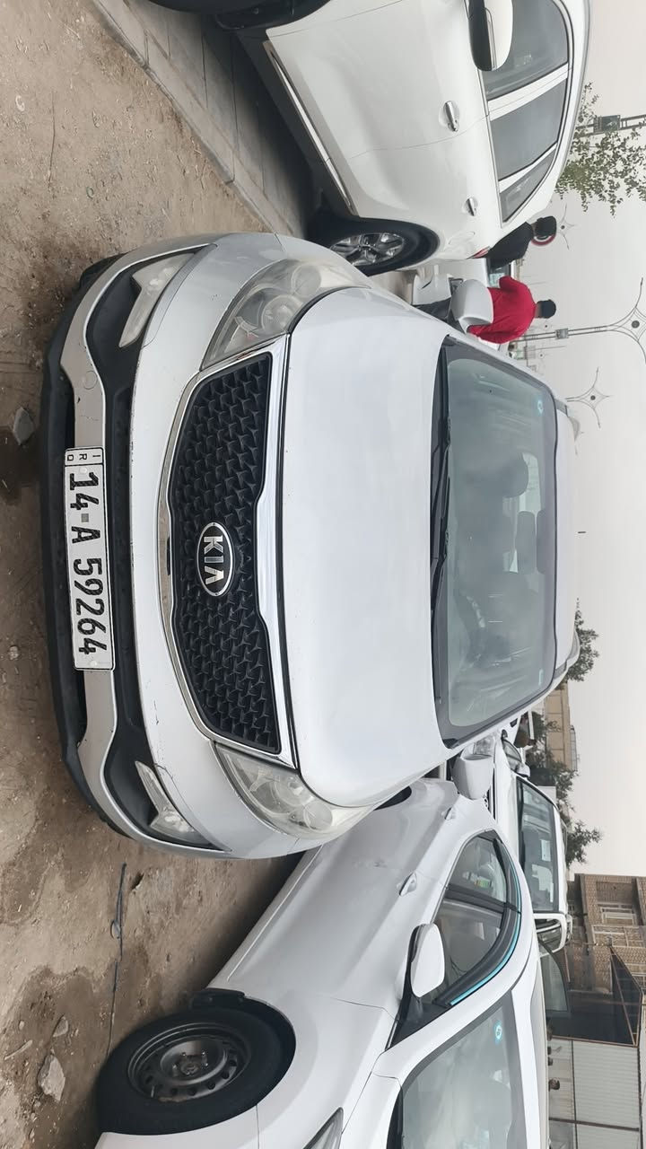 سبورتج خليجي ٢٠١٦ بيه باب مبدل ولبنيد بي صبغ ماشيه ١٣٨ مكينه كير تبريد شرط السياره فورويل تبريد قطعتين مكينته ٢٤٠٠ دوش السعر ١٤٥ بي مجال ***********
