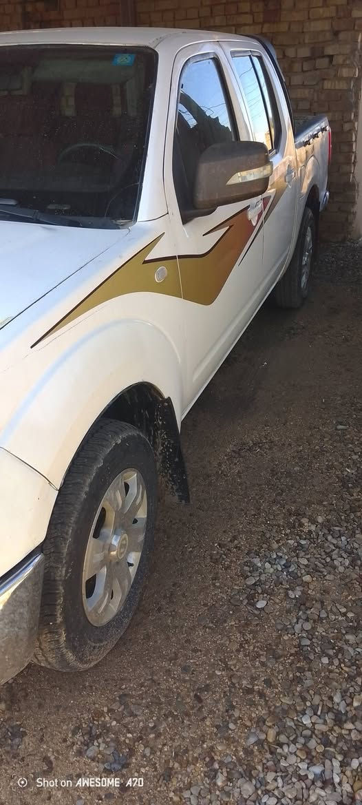 السلام عليكم نيفارا 2009 رقم بغداد انكليزي سنوية لغاية 2030 مكينة وكير مكفولة صبغ عام مكفولة من الكص تدفئة وتبريد جديد صدر امامي وخلفي جديد باتري جديد السعر 72 $ ورقة العنوان بغداد المدائن منطقة الكرغولية***********
