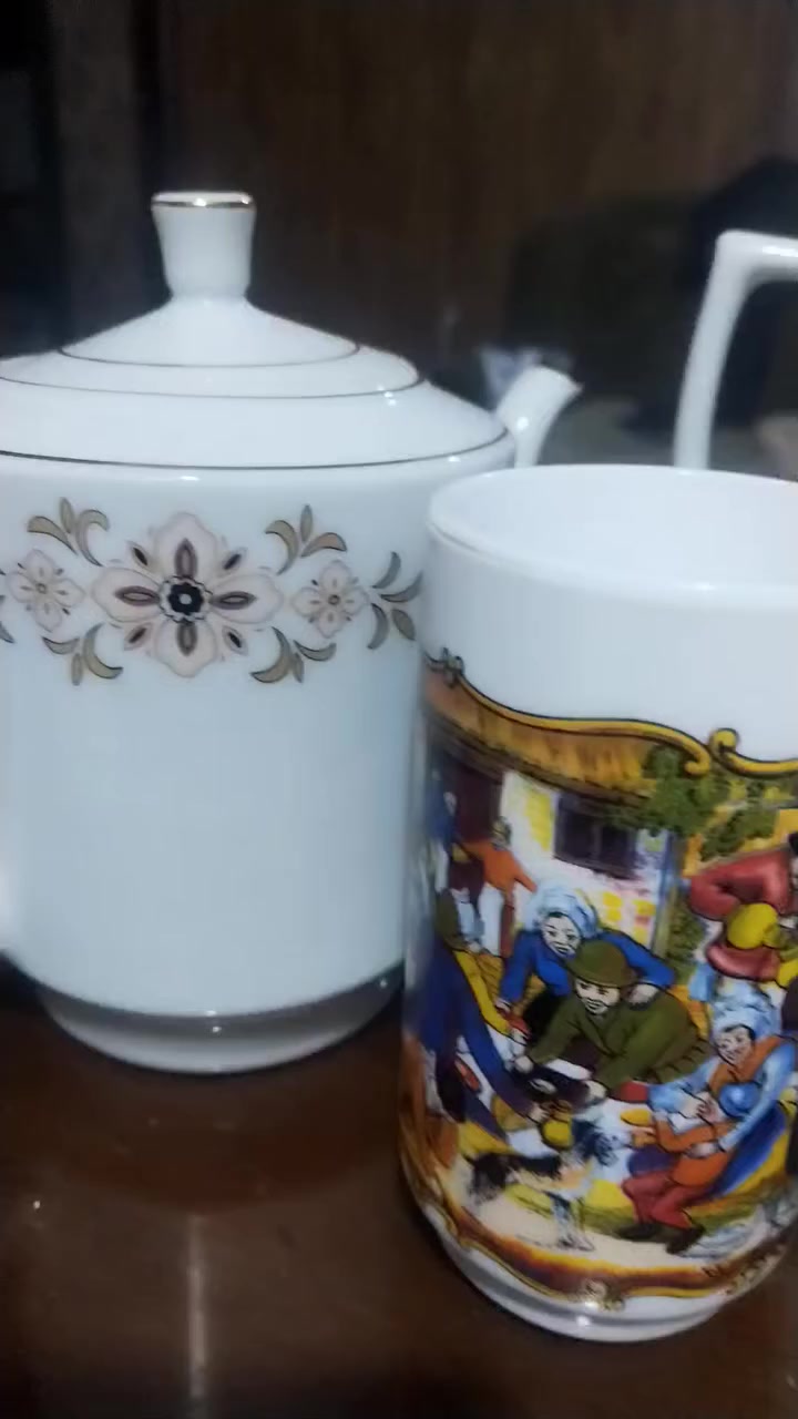 شغلات انتيكه اصليه  الشراي يجيني عل الخاص


**إذا كنت صاحب هذا الإعلان وتريد حذفه لأي سبب، رجاءا أرسل رسالة إلى الدعم الفني**