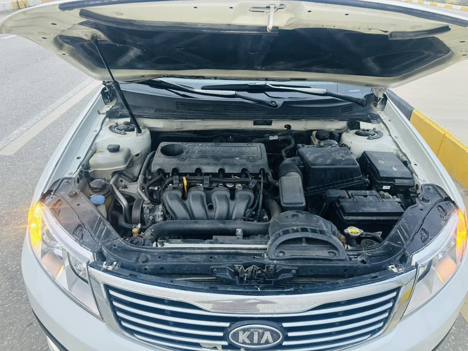 سلام عليكم كيا اوبتما خليجي فول مواصفاتً موديل 9 السياره بيها جاملغ خلفي وبيها 3 قطع صبغ بدون دواخل شواصي لغود تكمً حوض مكفول محرك كير حداديه تخم تاير كله مكفول السياره مابيها نقص تراي زيرو السعر 100وبي مجال مكاني بابل حله 
***********
