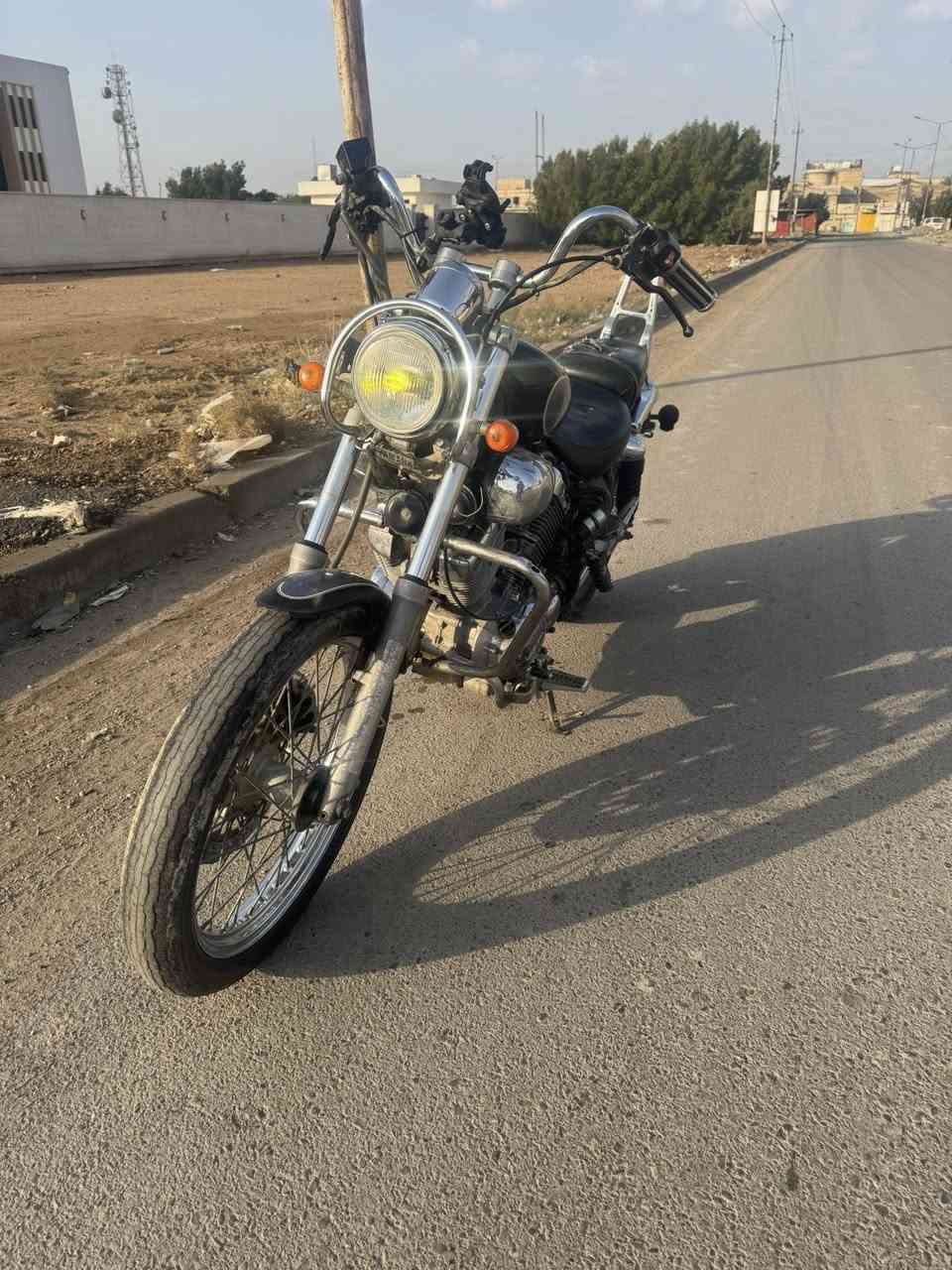 سلام عليكم
هارلي فيراكو للبيع 

كلاسك نيكلات كلها تلمع

400 مكينه 

دراجه تخبل بانزين كله محسن دهن جديد ادامه جديده 

بيها فقط صوت تفيلس 

شلعته معدله تخبل

كهربيات كلها شغاله 

ويها منفيس 

السعر:900 وبيها مجال 

رقم : ***********

مكان:الحسينيه
