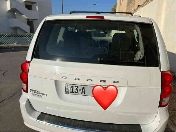 كرفان 2016 ضعف بالمحرك والسونار موجود *********** السعر 135
