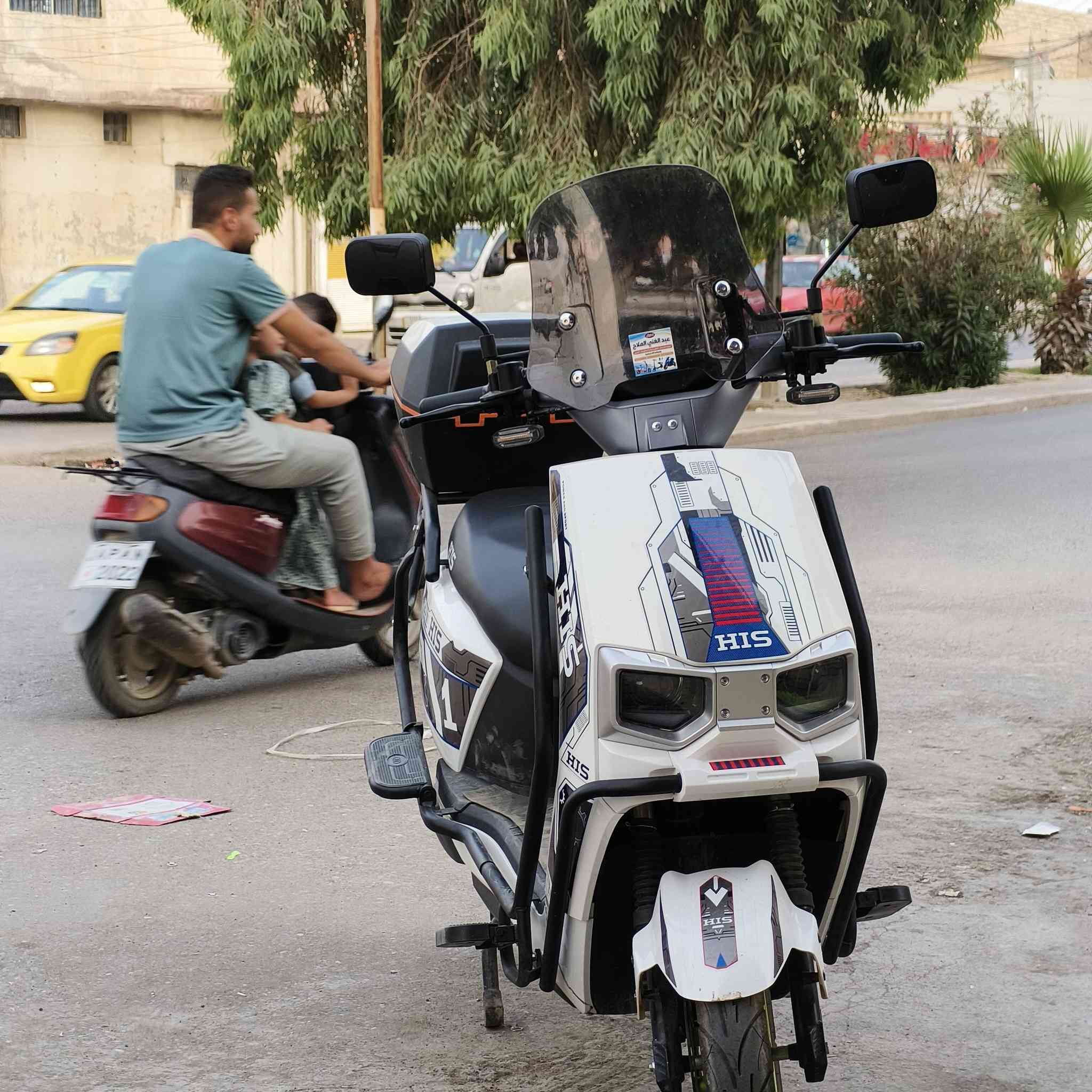 السلام عليكم دراجه للبيع شحن 🔋⚡✅
ملف 2500 ✅
, 6بطاريات دبل مسطرة✅
دبل سويج دبل كارت  ✅
نضام P  ✅
بك✅ 
مستعجل على بيعتها 
السعر  (800)  
سعر الجديد مالتها ب مليون و 300 الف
***********✔️
