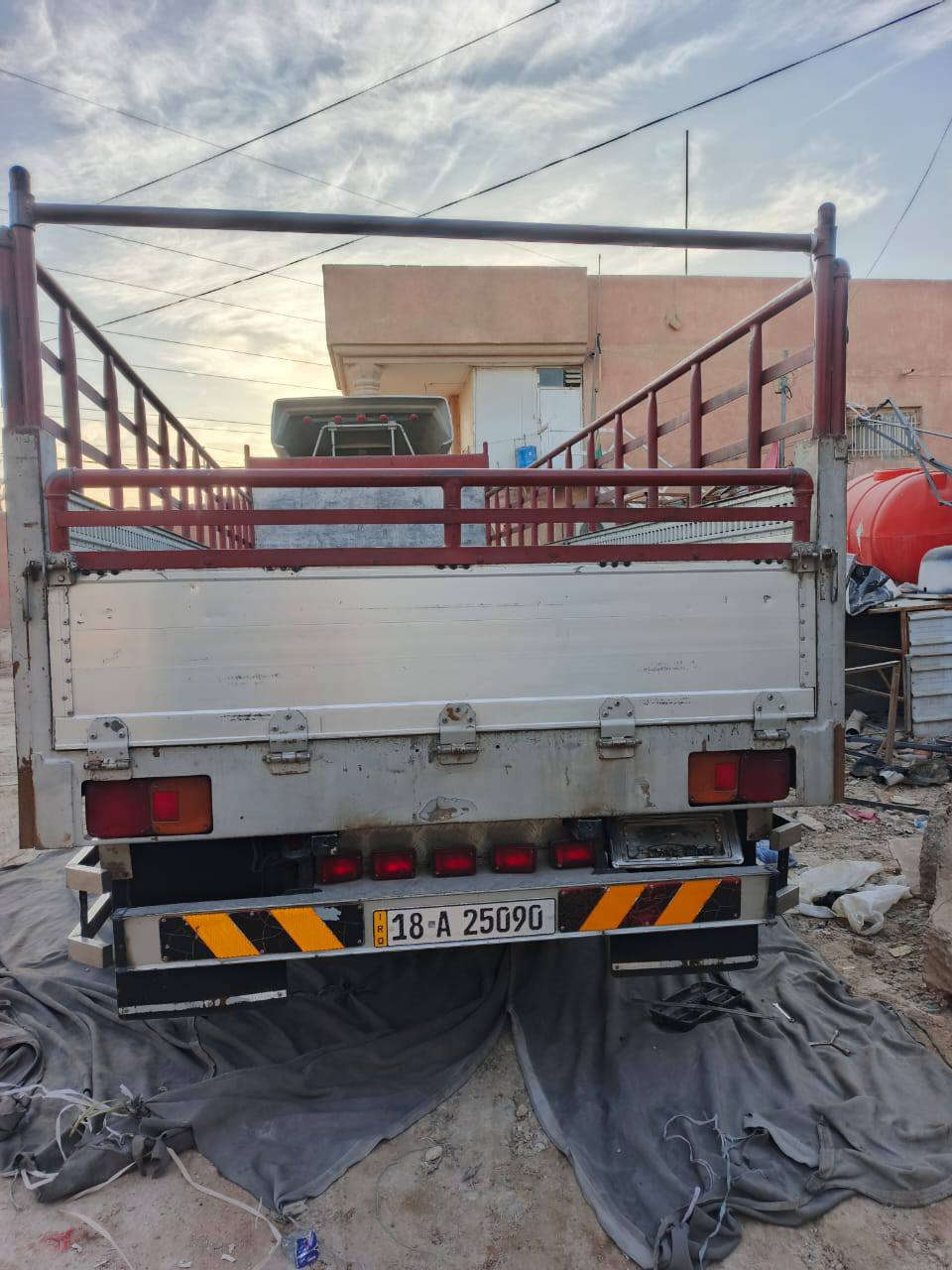 السلام عليكم بدي هينو للبيع بابل الحله ارتفاع 70 
طول6.25 
محجر سبايدرات ستيل كاعيه حديد نشره كامله 
*********** الاتصال علئ الرقم
