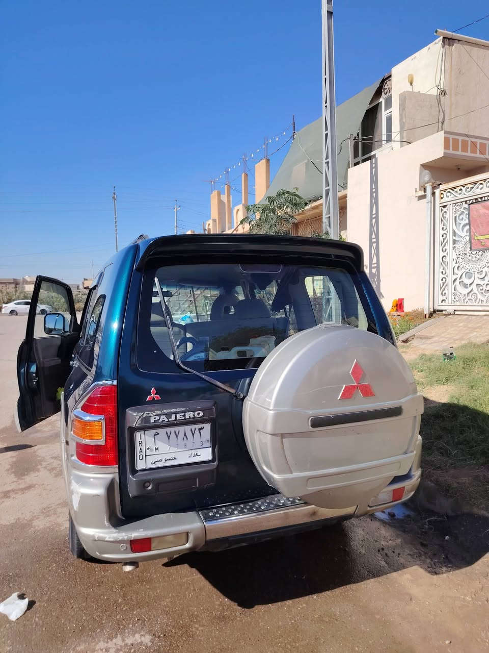 السلام عليكم  باجيرو خليجي GLS
. سنويه 2027 
موديل 2002 
رقم بغداد 
ضربه بسيطه بالباب الخلفي  
وبقيه مكفولات 
كير ومكينه مكفولات 
مكان ديالى 
 تبريد ثلج ثلاث قطع
قفل مركزي سنترلوك 
كشافات ضباب 
كهربائيات شغاله كله 
لو كير شغال
مري شفط 
محرك 3000 المرغوب بلادي 
‏‪***********
⚠️⚠️السعر 80 قفل قفل ⚠️⚠️
اتصل وبيك خير وتتدلل
السياره جديده احلى من الصور على وضع الشركه بدون صبغ فقط ضربه خفيفه جداً
