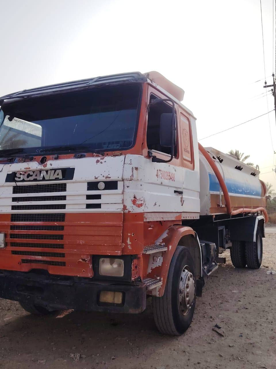 دنكر سكانيا ١١٣  مشلح حمولة ١٦ الف تانكي نضيف  موديل ٨٩ رقم كربلاء مشروع وطني سنوية لغاية ٢٠٣٠ مسجل بالسنوية حوضية ماء كير محرك ستة كورين بلادي تخم تاير مكفول شاصي طويل بلادي مكان بغداد السعر المطلوب ١٤٥ للاستفسار الاتصال *********** او ***********
