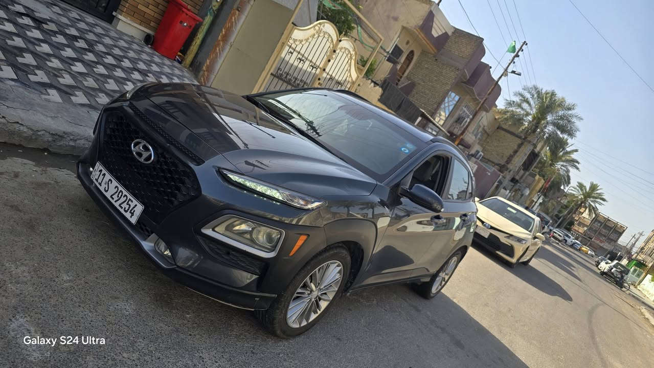 سيارة هيونداي كونا وارد امريكي للبيع .
موديل2021
رقم بغداد بأسمي 
ضررها جاملغ وشوية من الباب صور الحادث بالمنشور . بدون دواخل 
بيها طخة بالباتين عايفها على وضعها 
فول مواصفات 
بصمة 
فتحة 
كشنات جلد
كشن السايق كهرباء
شاحن واير ليس 
كشنات تدفئة + ستيرن تدفئة 
محرك كير مكفول 
ماشية 50 
السيارة جاهزة بدون نقص 
السعر 13500$ 
للاستفسار 
***********
***********٢

مكان السيارة بغداد

