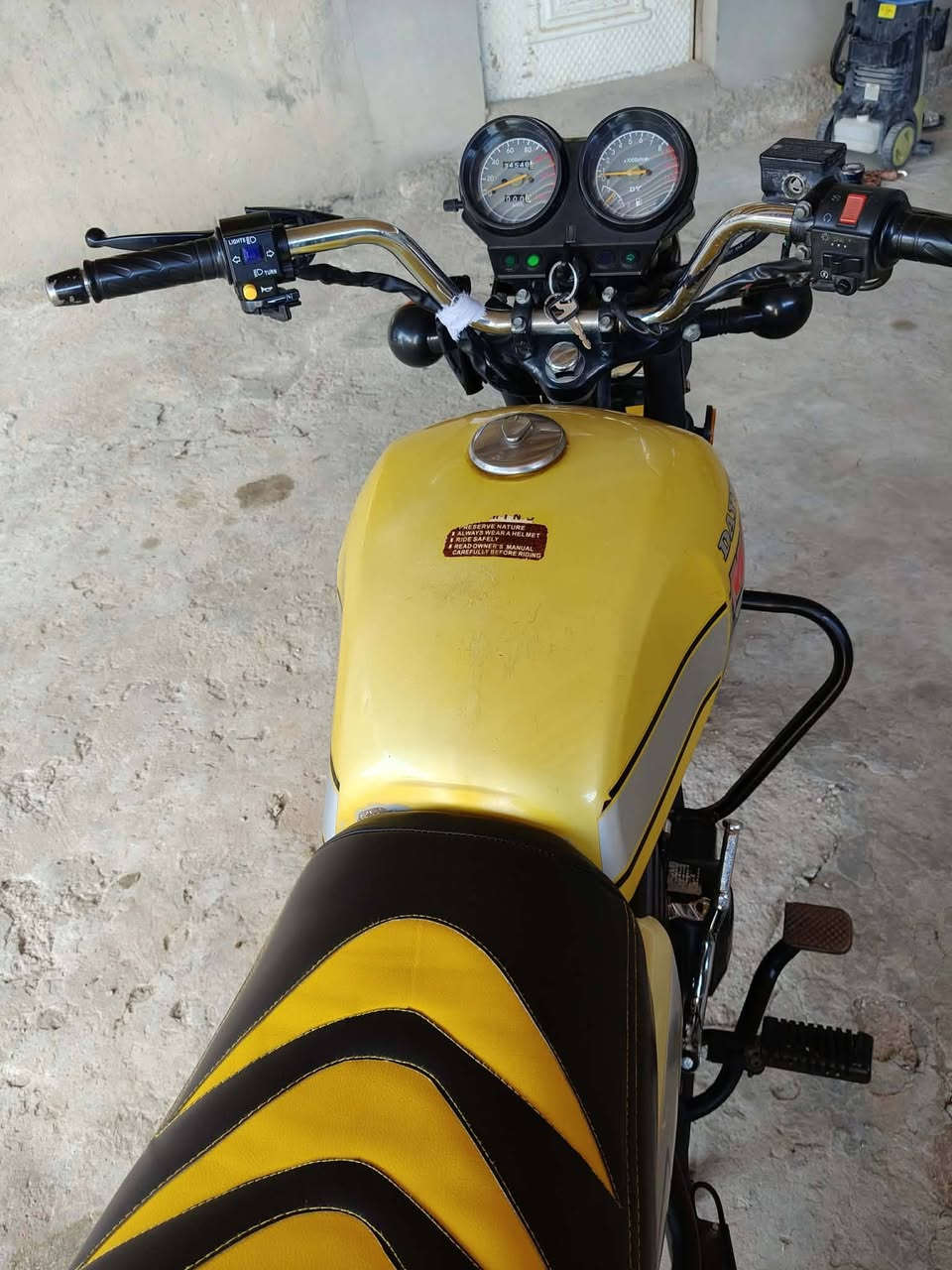 سلام عليكم دراجه دايون نفخ موديل 2020 وراق أصولي السعر مليون 350 العنوان كوت الدجيلي لاستفسار  
‏‪0773 228 1471‬‏
ول مو شراي لا يتصل
