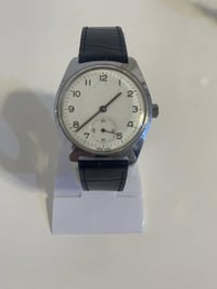 نيوفرسال جنيف • سويسري أصلي • قطر ٣٥مم