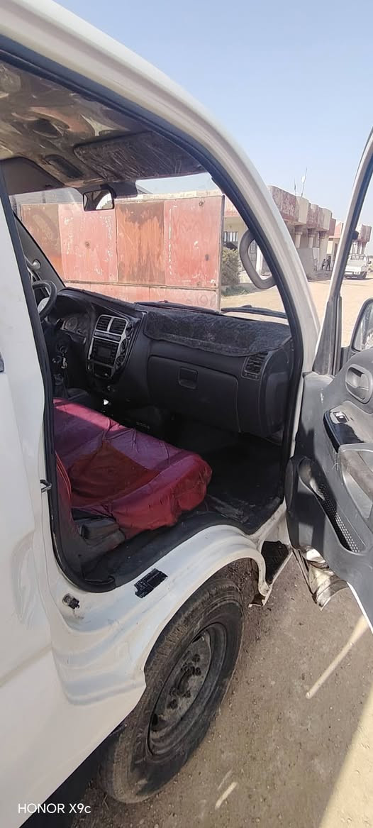 السلام عليكم كية موديل 2010 كير ومحرك جديد تخم تاير مشروع وطني  الرقم انكليزي المكان بغداد قرب بسمايه الاتصال عل الرقم ***********   السعر83  وبيهة مجال بسيط
