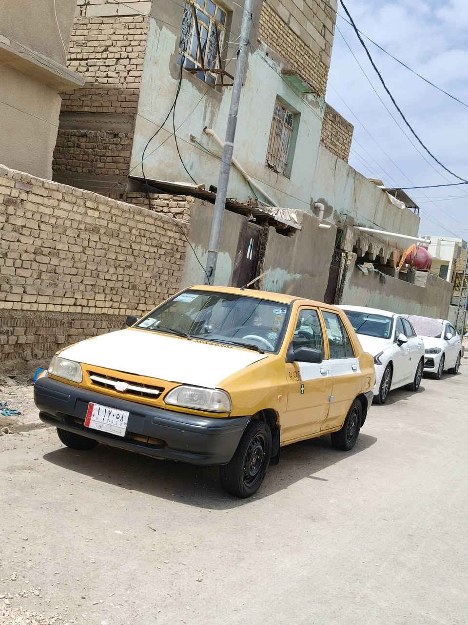 سلام عليكم سايبة للبيع موديل 16 امصفر هيئة غرامات او السنوية ما صقطة. او راعيهة يمي بل دوانية  امدور ثاني يوم او مكينة او كير جدد او حدادية جديدة او السيارة شوف العين . المكان سيارة دوانية.السعر 28 او بيهة مجال بسيط.***********
