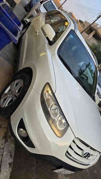 سنتافيه 2011 خلجي شركه العامه 
كير محرك مكفول محرك 6v سلندر 7 راكب 3 قطع تبريد تخم تاير تبريد ثلج صدرها نضيف سياره جاهزه من كلشي 
بيها شبرين صبغ باب صدر ودعاميات صبغ باقي مكفول 
السعر 148 بيها مجال للشراي  
الاستفسار ***********
مكاني بغداد السيديه
