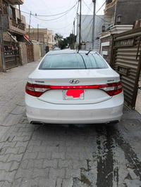 ازيرا 2013 فول مواصفات مصبوغة حزام عارضه 115$ اي إستفسار 07766024666