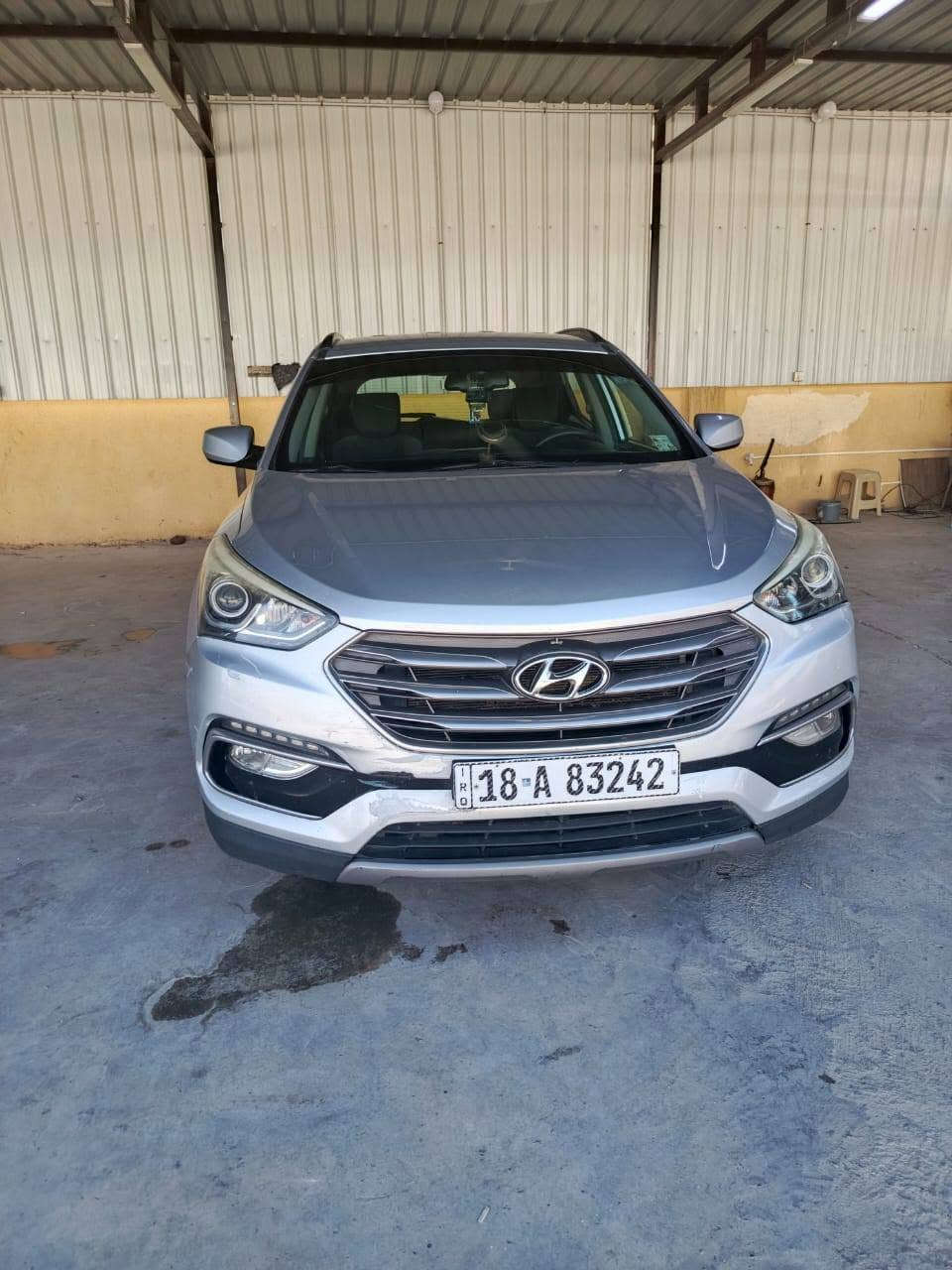 سنتافيا 17 أمريكي سلفر فقط صبغ بنيد بدون حادث الباقي كفالة عامة محرك 2400 رقم***********
