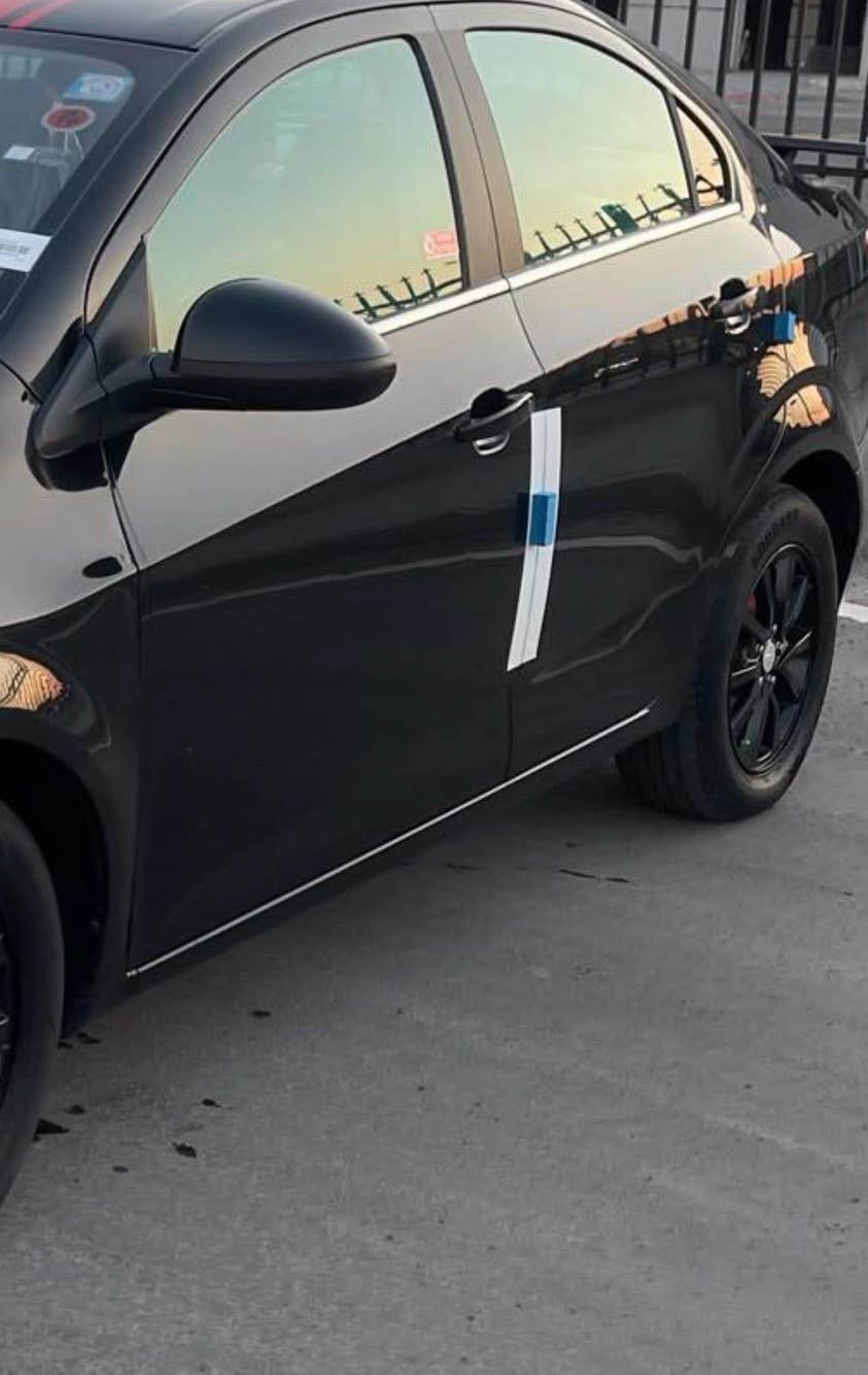 السلام عليكم 
شوڤرليت سونك موديل 2020 
السيارة بيها ٣ قطع البنيد كاربون فايبر مو لاصق  
گير مكينة كهربائيات تبريد كفالة عامة ماشية 71 
محرك ١٤٠٠ تيربو عزم وسحب جداً قوي 
شاشة وكامرة بلادية كشنات مخمل لايتات اوتو 
تحكمات ستيرن و مثبت كروس سرعة اربعة جام اوتو  
تخم تاير جديد وصدر جديد من الالف للياء
السيارة اي نقص مابيها فول للاخير 
معوقين الرقم باقيلها اقل السنة 

مكاني بغداد البنوك ومكان عملي شارع فلسطين 
للاتصال *********** بغداد, العراق
