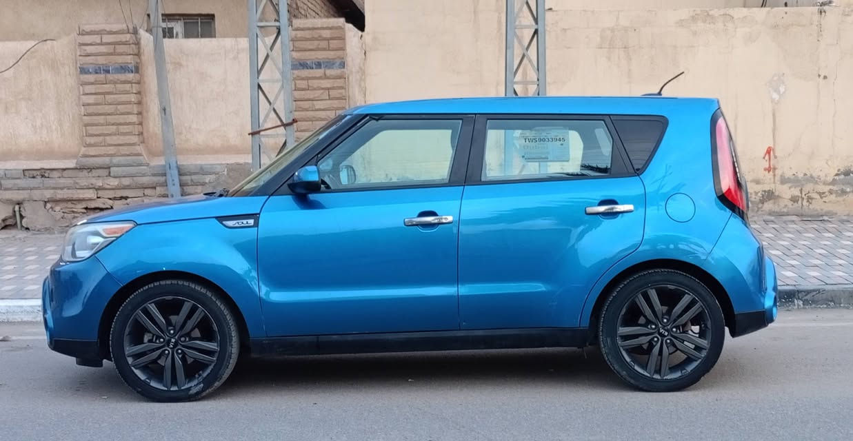 السلام عليكم كيا صول للبيع موديل ١٥ بسمي رقم بابل  رقم انكليزي سياره جاهزه من كلشي اي نقص مابيه مكانه كربلاء   بيها قطعه بنيد وحده 
قماره جارده وارد أمريكي  محرك٢٠٠٠ gdi  شاشة كبيره كامرا خلفية داخل جلد مكفوله مكينه وكير وحدادية  جديد ماشية فقط ٥٧  للاستفسار اكثر ع الرقم *********** مكلف بل نشر
