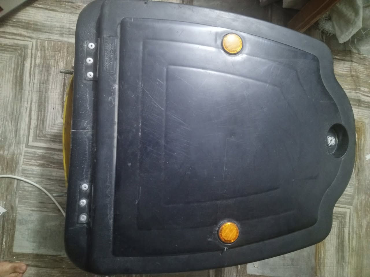 سلام عليكم 
صندوق دلفري الاسود حجم كبير مع ستتم سماعات ام طلقه سعر صندوق ٤٠ قفل بي نواقص سبرنكات كماشه مالسبرنكه وحده يعني شي بسيط العنوان الشعله


**إذا كنت صاحب هذا الإعلان وتريد حذفه لأي سبب، رجاءا أرسل رسالة إلى الدعم الفني**