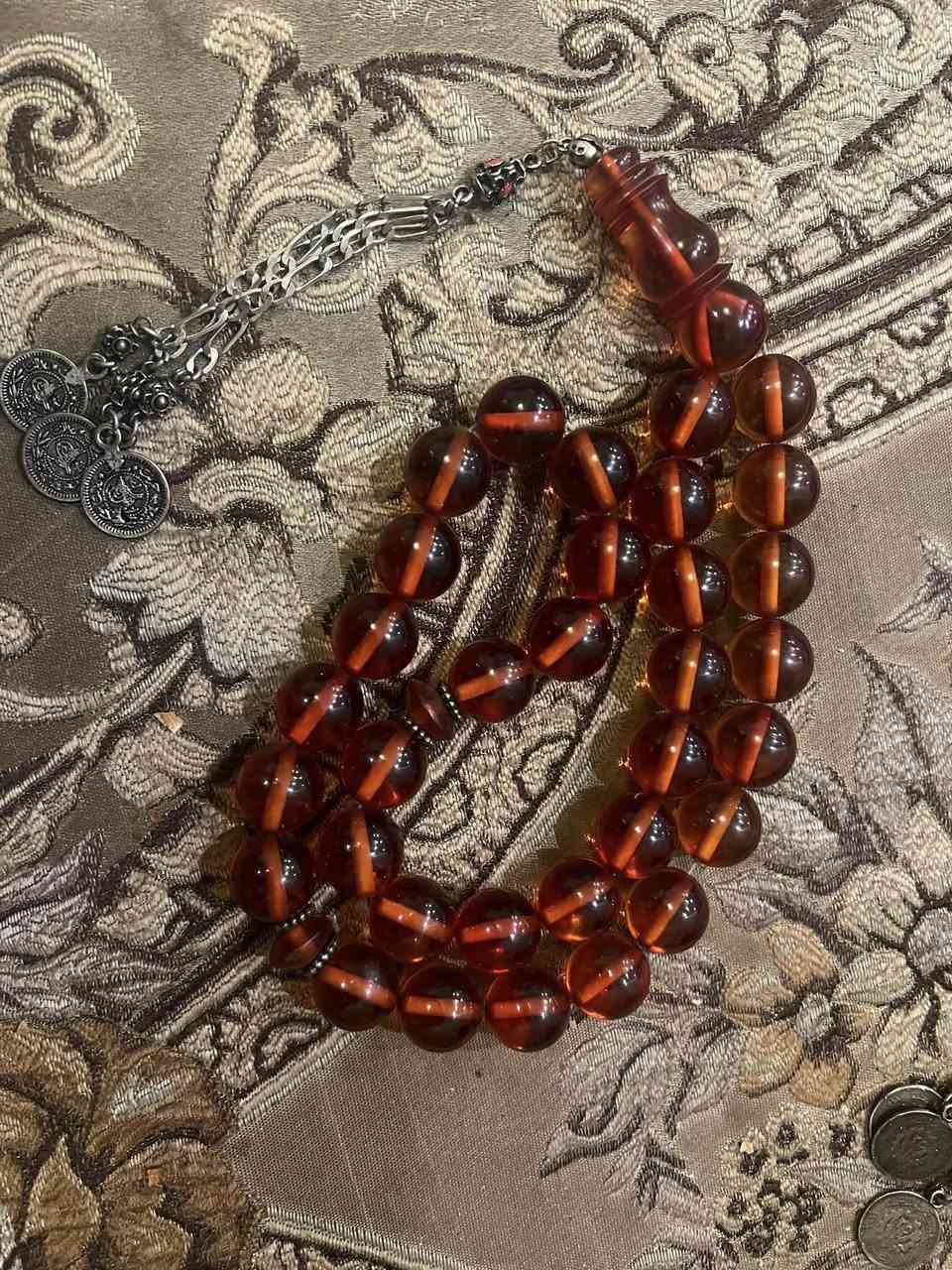 السلام عليكم للبيع 8قطع سندلس موشمه اصلي قطعه هل 10 رقم ***********
