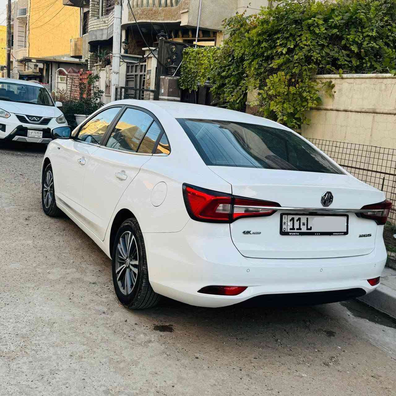 سلاام عليكم ورحمه الله وبركاته
Mg5 2024
سيارة لكجري الفول 
كامرات 360
اوتو هولد 
مري شفط 
فتحة 
بصمة 
كراسي كهرباء 
تدفائة كشنات 
وباقي موصفات الكجري معروفة 
سيارة ماشية 25 الف قابل للزيادة 
سيارة مكفولة من البارد وصبغ كفالة عامة ماعدة طخة بسيطة بل دوسة مال كشن صدر ممبينة من جوة 
رايدهة 
110 وبيهة مجال للطيبين 
***********
