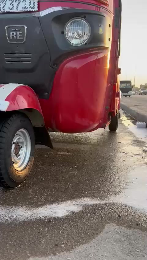 السلام عليكم تيك توك باجات للبيع موديل 24 كفاله عامه مكينه وبدي المكان بصره 5 ميل رقم الهاتف *********** سعر 11250 بيه مجال
