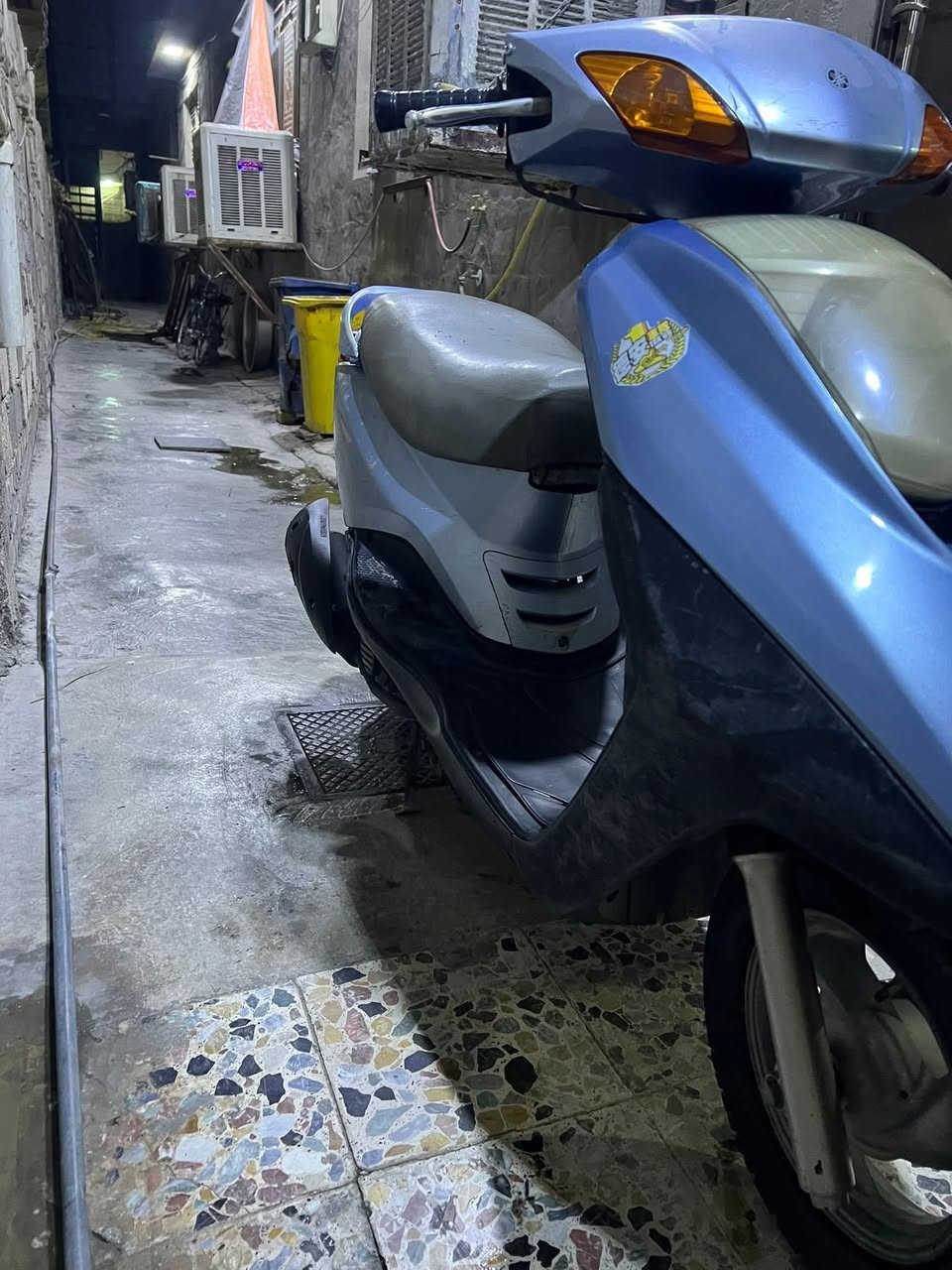 سلام عليكم دراجة ابريز للبيع او الامراوس الدراجة كلهة ابلادية بس بيهة تبخير قليل مكاني بغداد البلديات الاتصال ***********
