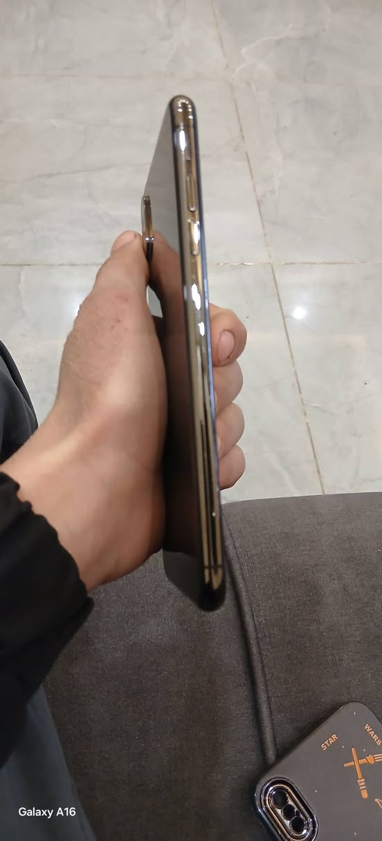 ايفون اكس ماكس ذكره 64 فقط مبدل بطارريه 100 فيس ايدي شغال كامل (دبل سيم)  لون اسود لل بيع السعر 215 بي مجال مال جيتك مكان موصل المعارض مستعجل علل بيع


**إذا كنت صاحب هذا الإعلان وتريد حذفه لأي سبب، رجاءا أرسل رسالة إلى الدعم الفني**