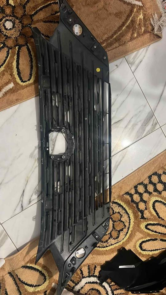 غراض سنترا 2024
اذان بنيد عدد 2 
قفل 
دبه ماي 
شباك 

***********
