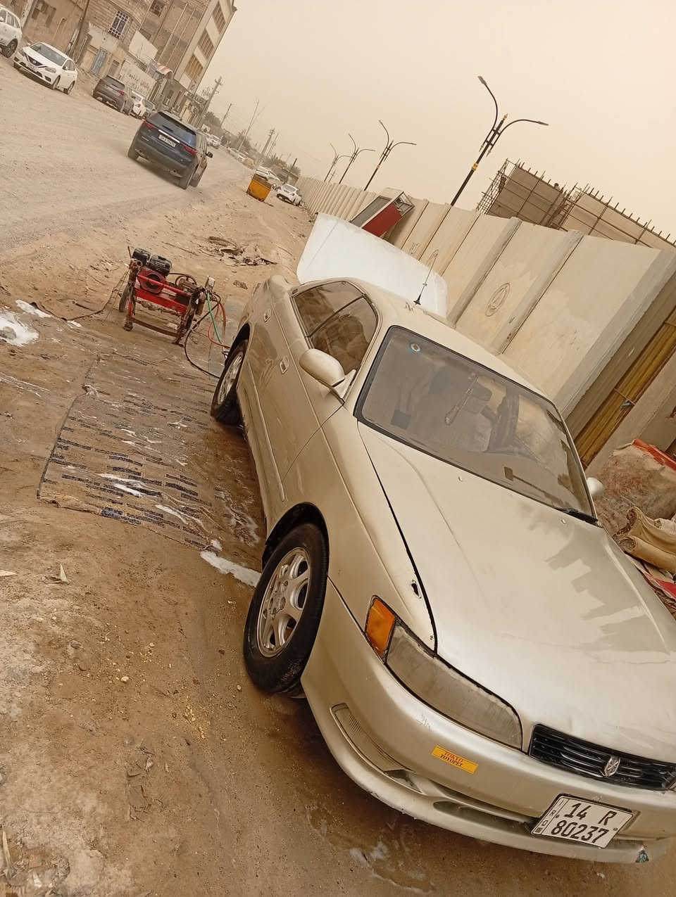 سلام عليكم سياره مارك نفخ كصه جنطه فقط  رقم بصره نكليزي مكينه 2ونص سعر45 وبيه مجال رقم الهاتف فقط واتساب ***********
