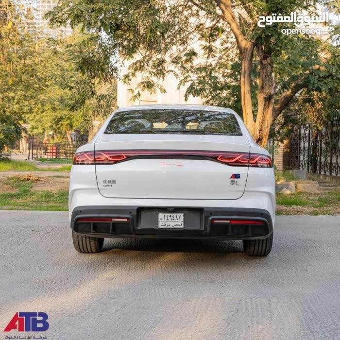 السلام عليكم byd Qin L 2025 للبيع مرقم كامل وجاهز ثاني يوم احولك لون ابيض فول بانورما بطارية كبيرة 120 كيلو الشحنة الوحدة السعر 24 مليون قفل من الاخير مكان السيارة بغداد العامرية *********** بغداد, العراق
