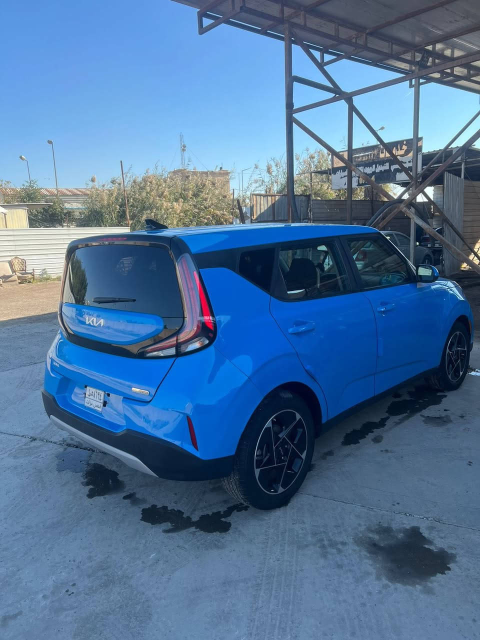 صول موديل 2023وارد امريكي فول موصفات Ex1/1سياره ماشيه 21900 امبدل بيها بس جاملخ وباب ومصبوغات نفس اللون سياره ما شالله جديده وبيها معاملة رقم 
رقم الهاتف ***********
