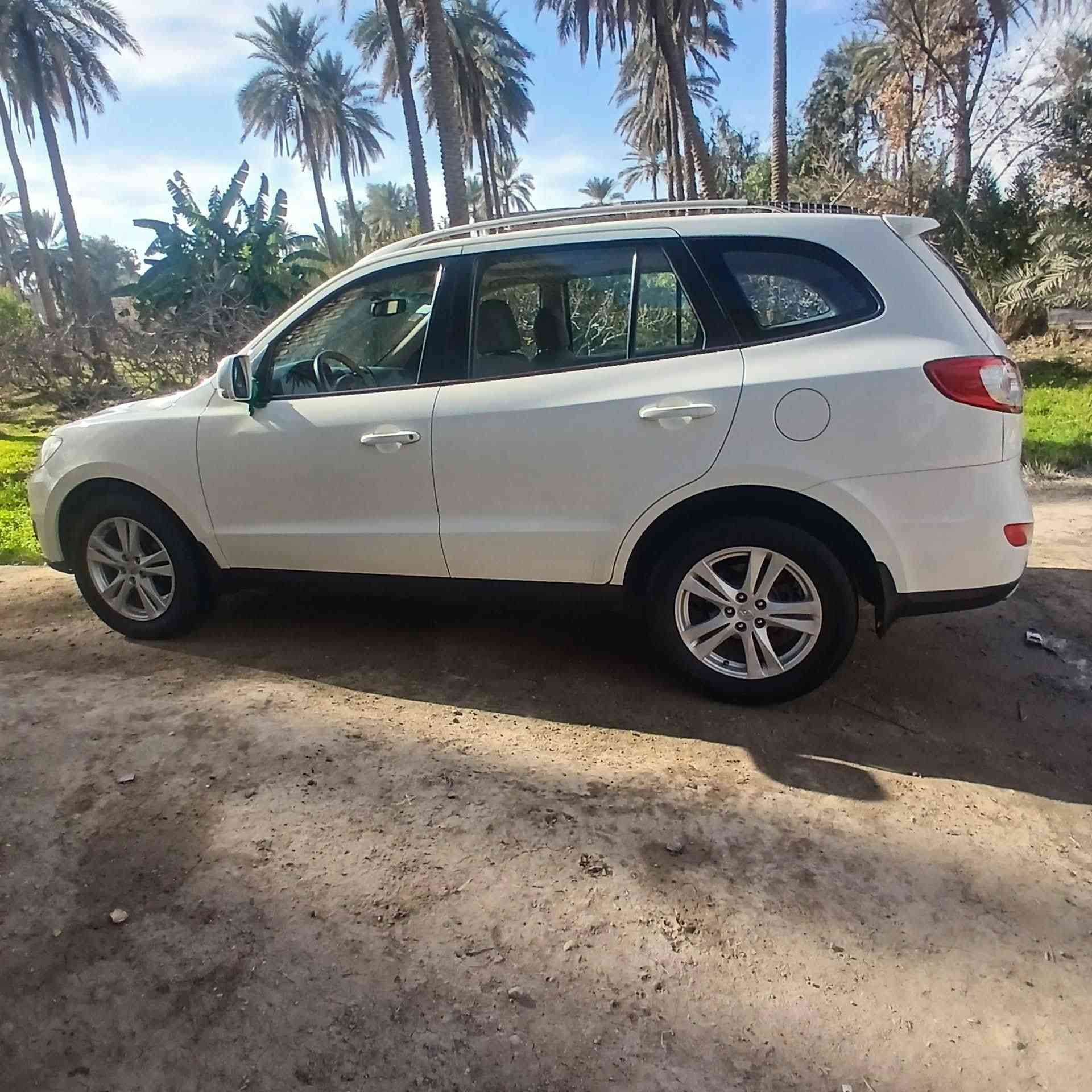 السلام سنتافي موديل 2010 فول ما عده البصمه مكينه 4سلندر كفاله حداديه كفاله قطعه تبديل والباقي كفاله مع السونار مرفق مع الصور السعر 135 بيه مجال .***********2 مكاني بابل
