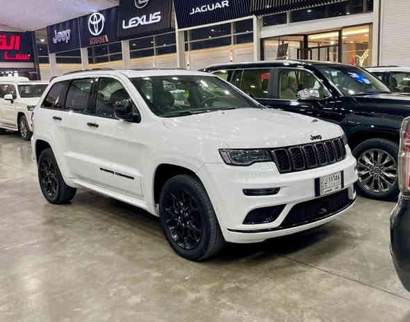 طيب 2022 S  وكالة خليجي 
رادار نقطة عمياء بصمه بانوراما باقي الموصفات معروفه عداد 48 مكفوله بدون صبغ 
بغداد الكاظمية *********** بغداد
